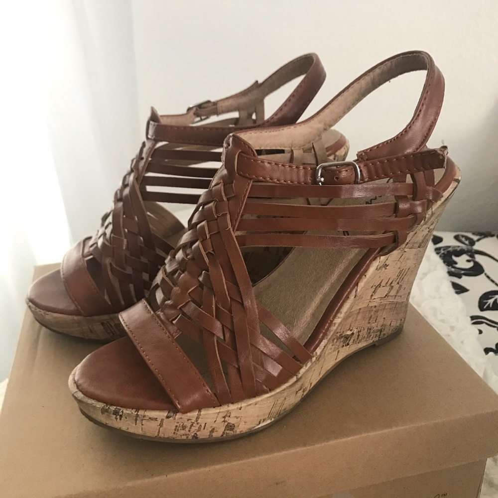 Bonnibel Tan Open Toe Wedges